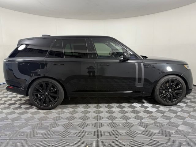 Used 2023 Land Rover Range Rover SE AWD/4WD image 9