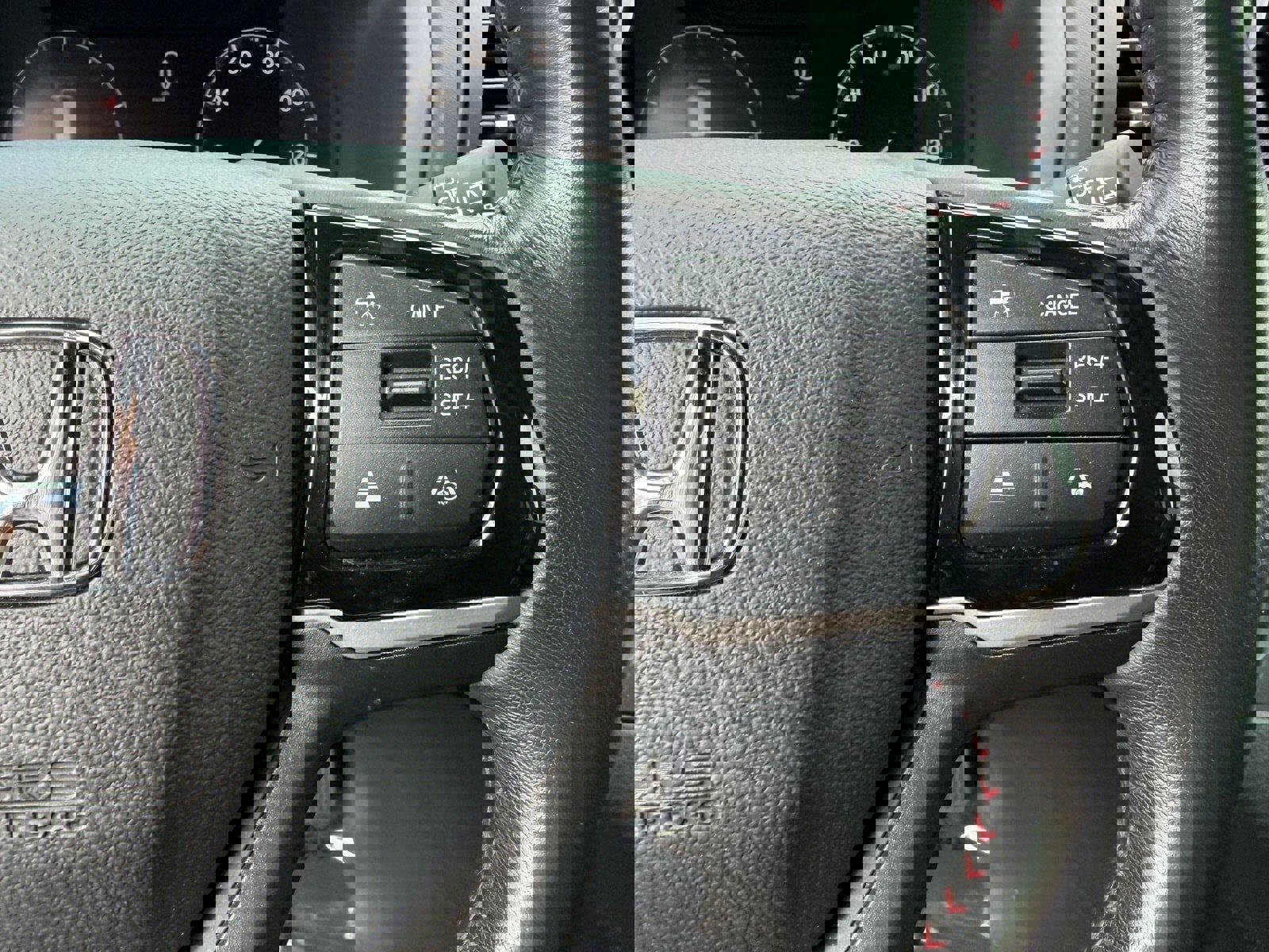 Used 2025 Honda Odyssey Sport-L image 39