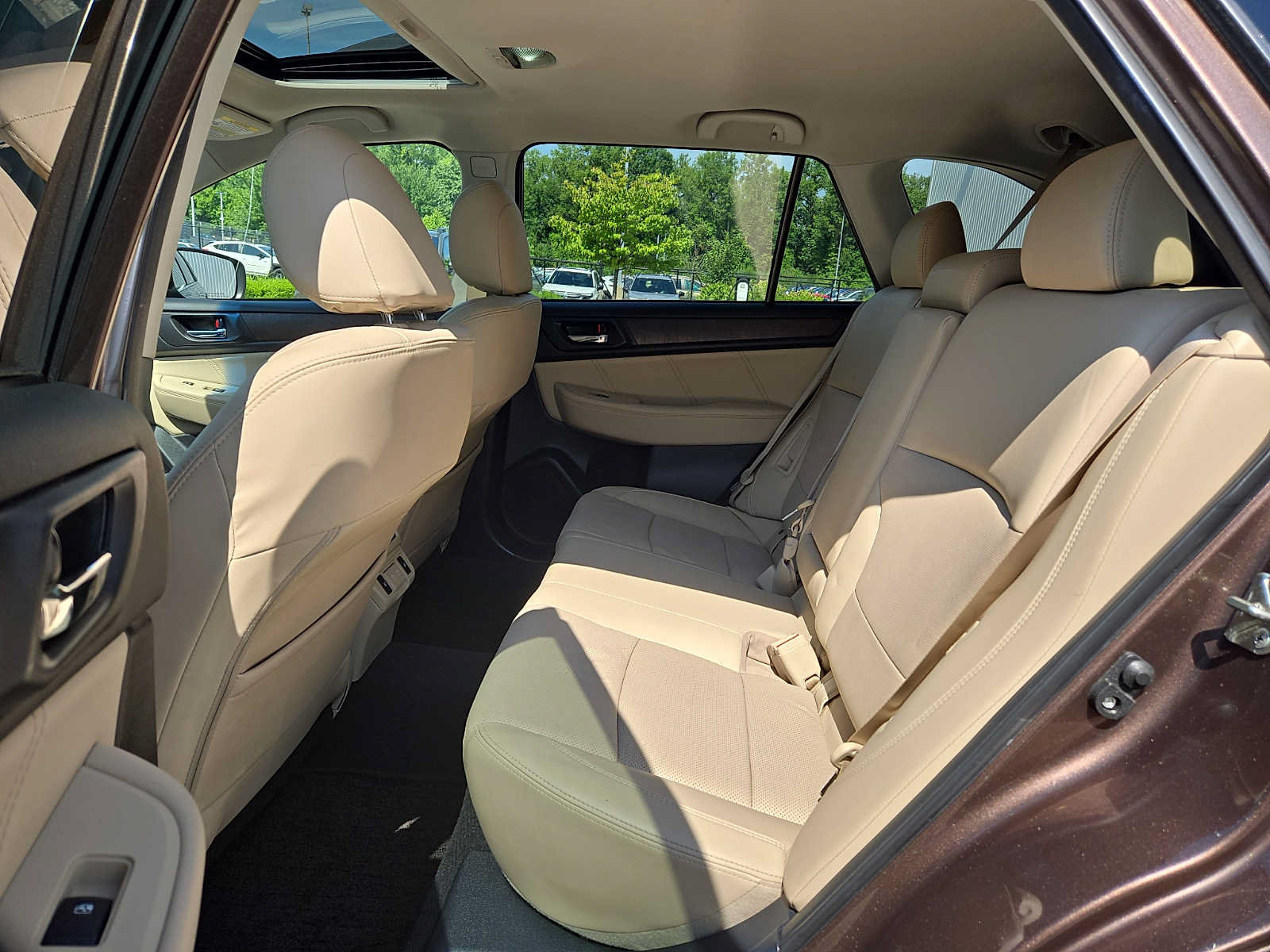 Used 2019 Subaru Outback 2.5i Limited AWD/4WD image 10
