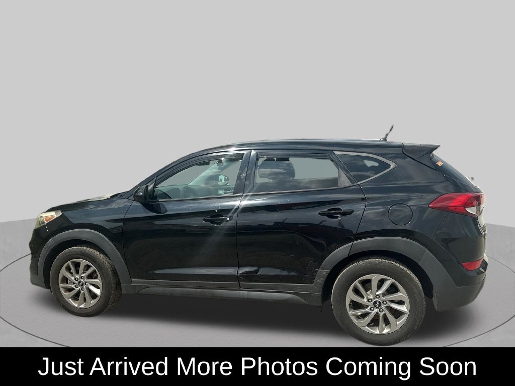 Used 2018 Hyundai Tucson SE FWD image 2