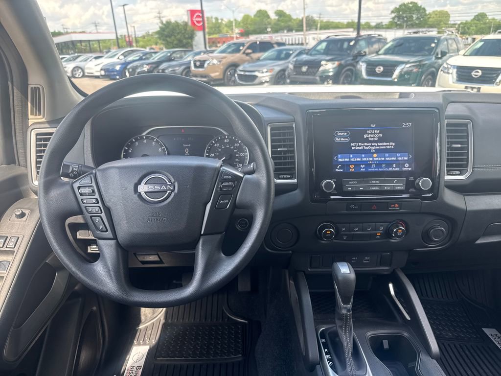Used 2023 Nissan Frontier SV image 23