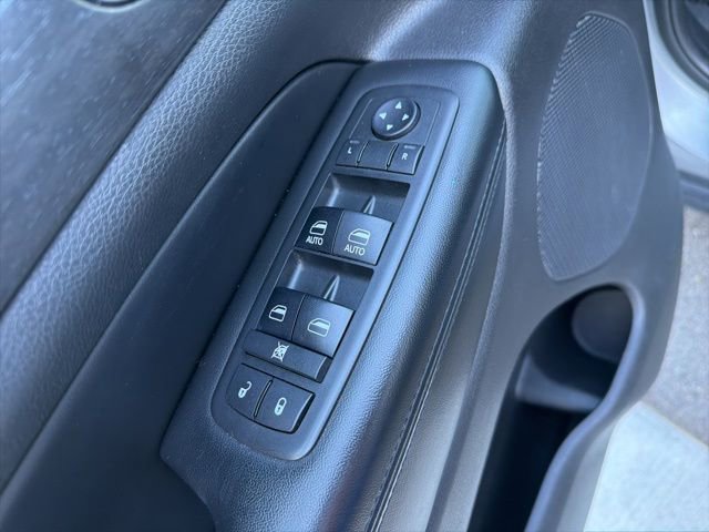 Used 2018 Jeep Grand Cherokee Laredo image 20