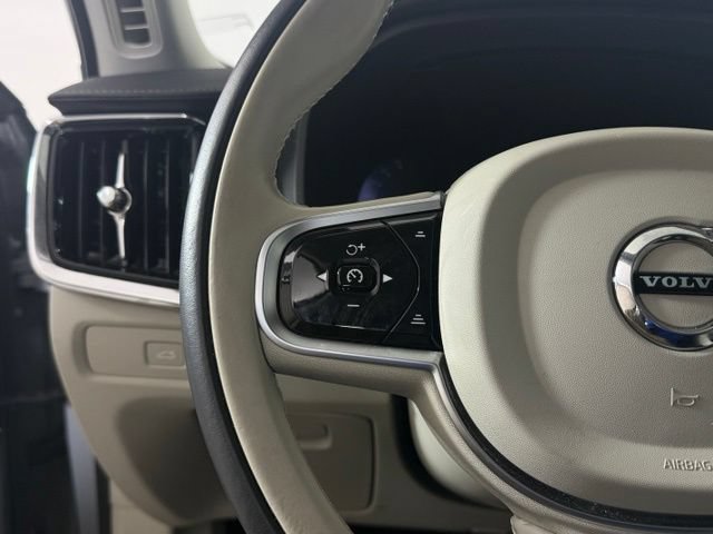 Used 2025 Volvo V90 B6 Cross Country Ultra w/ Climate Package AWD/4WD image 24