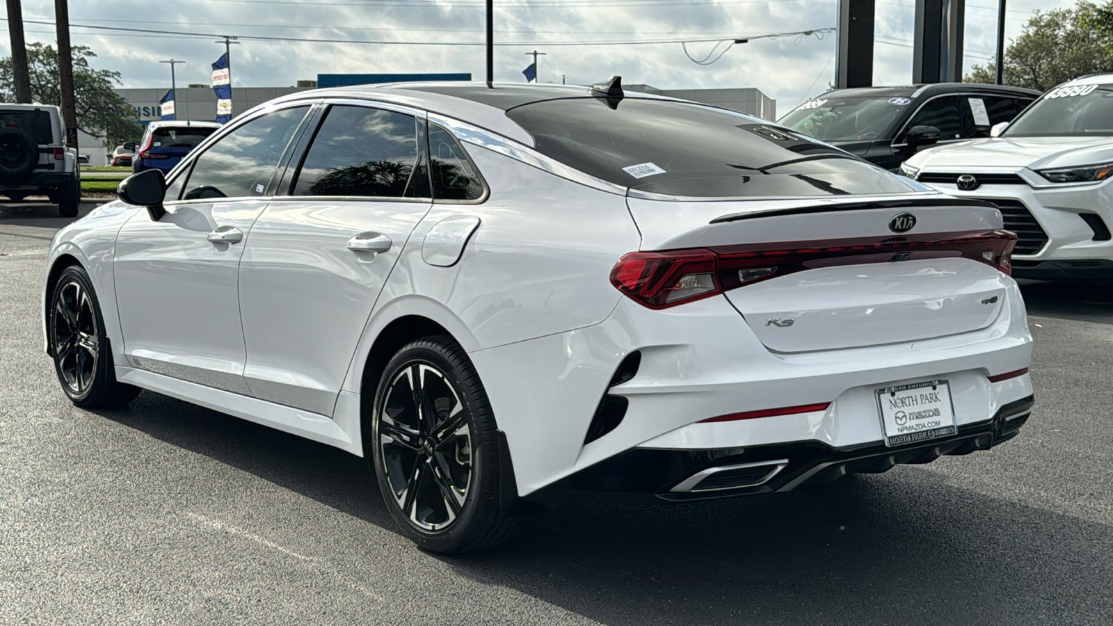 Used 2021 Kia K5 GT-Line w/ GT-Line FWD Premium Package image 5
