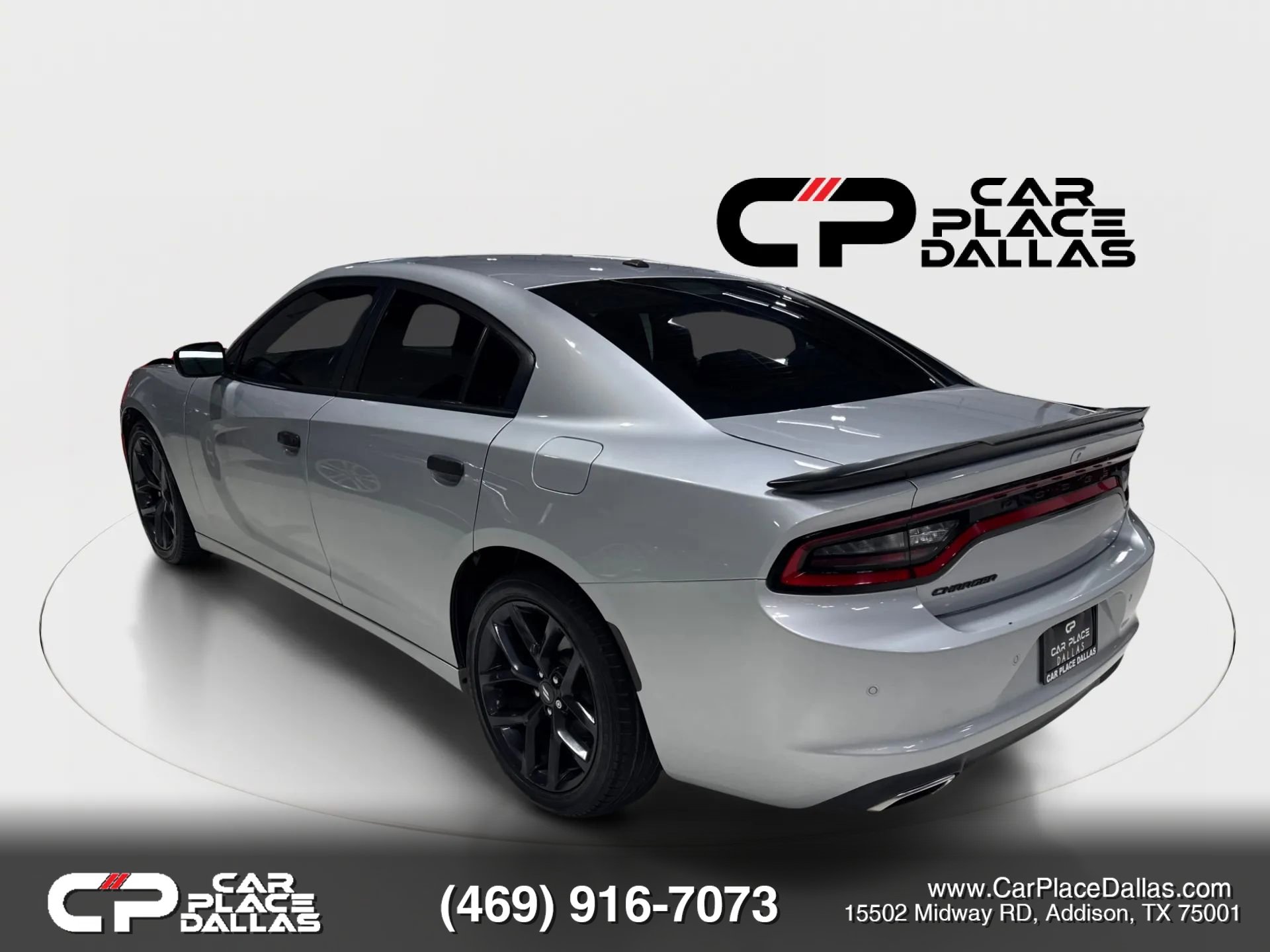 Used 2020 Dodge Charger SXT w/ Blacktop Package RWD image 6