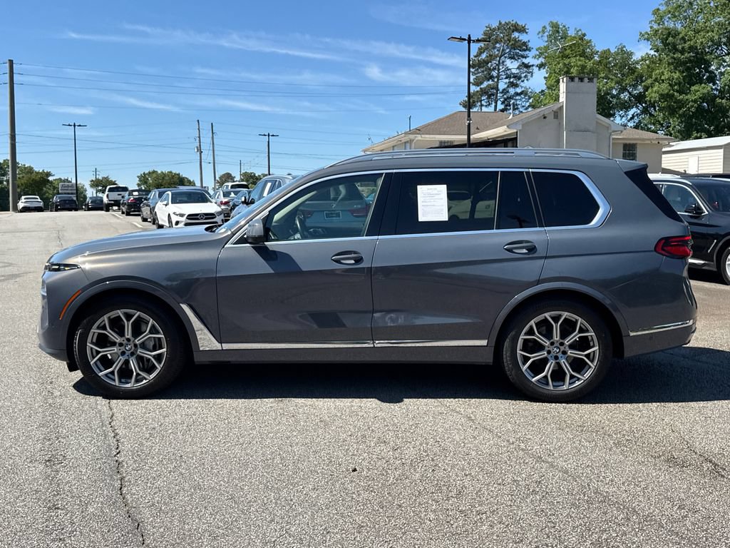 Used 2023 BMW X7 xDrive40i AWD/4WD image 4