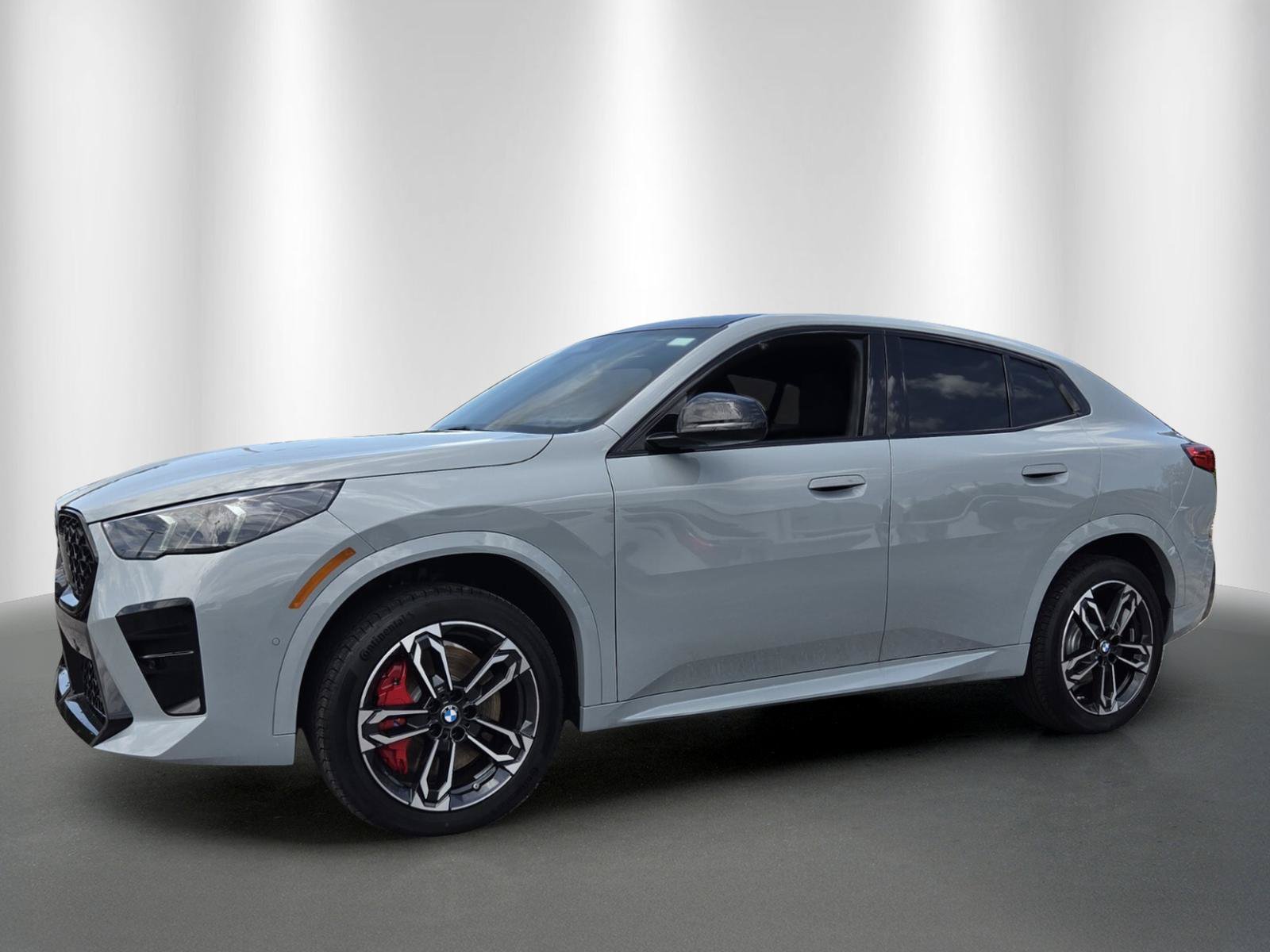 New 2026 BMW X2 xDrive28i w/ M Sport Package AWD/4WD image 3