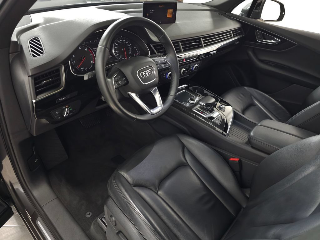 Used 2019 Audi Q7 3.0T Premium w/ Convenience Package AWD/4WD image 16