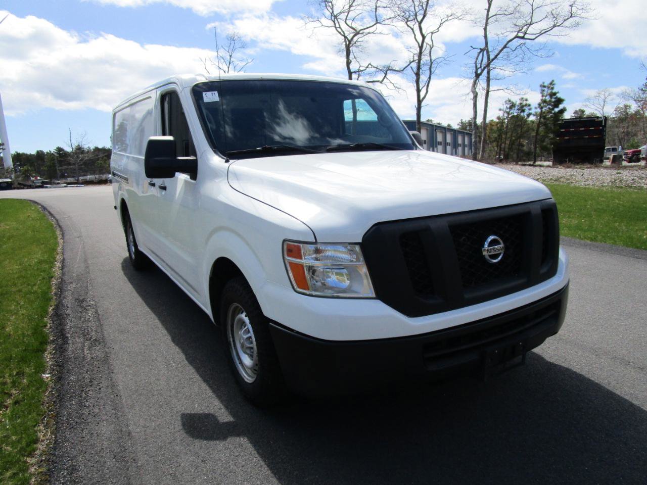 Used 2017 Nissan NV 2500 S w/ Power Basic Package RWD image 4
