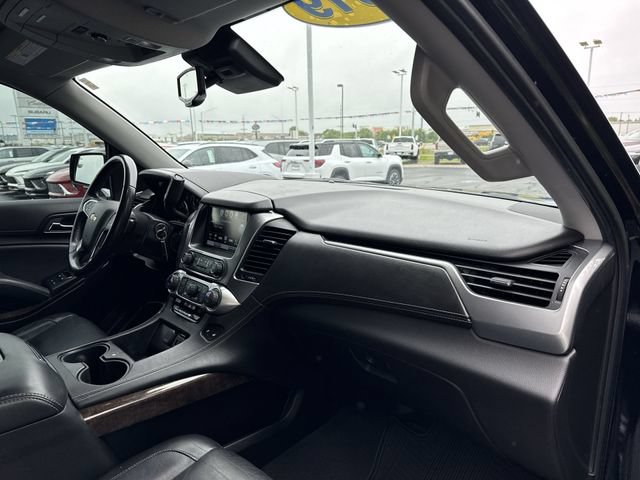 Used 2019 Chevrolet Suburban LT RWD image 17