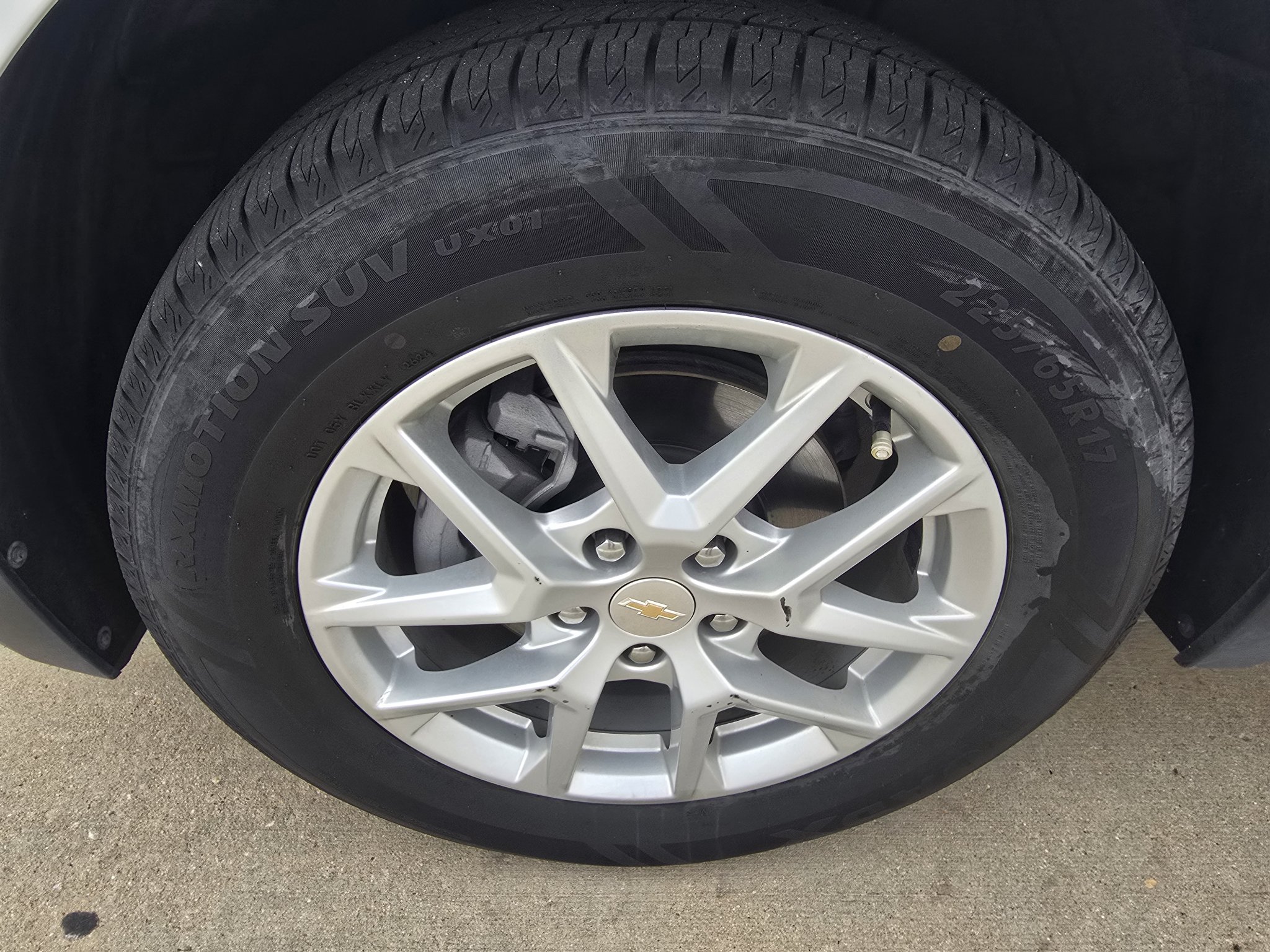 Used 2024 Chevrolet Equinox LT AWD/4WD image 10