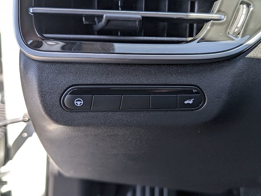 Used 2025 INFINITI QX60 Luxe w/ Lighting Package (N94) FWD image 28