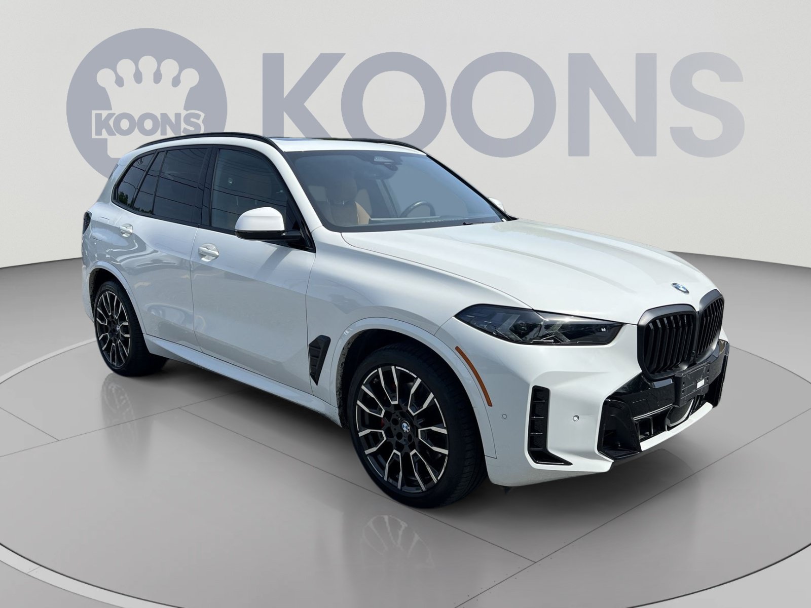 Used 2024 BMW X5 xDrive40i w/ M Sport Package AWD/4WD image 10