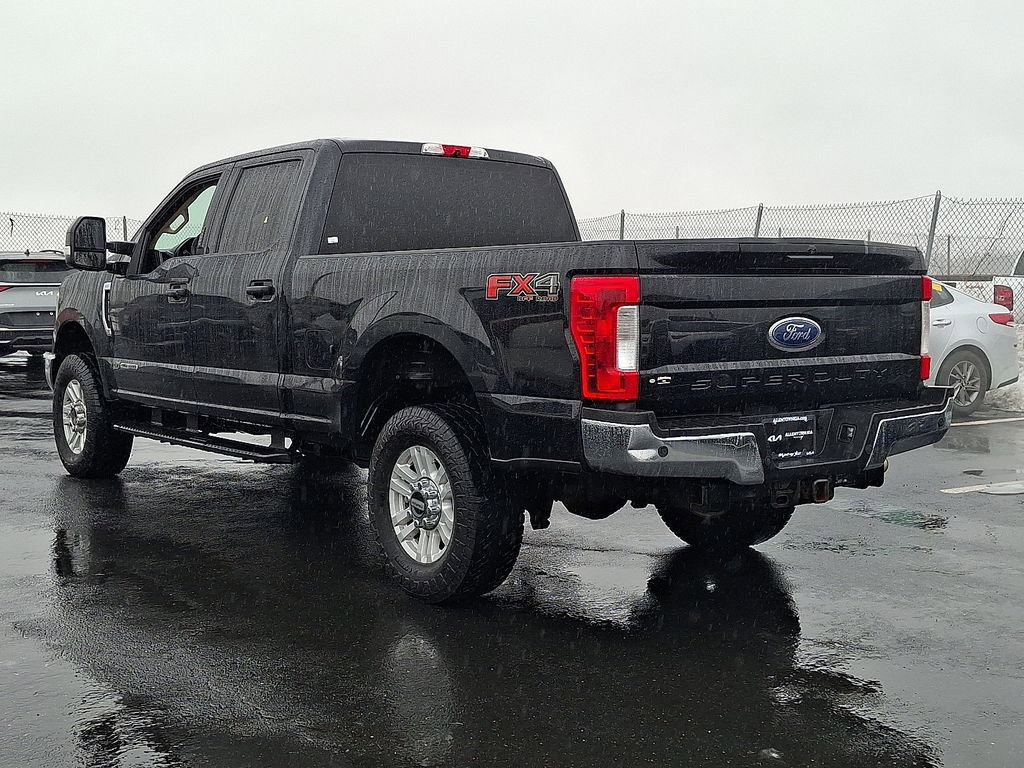 Used 2019 Ford F250 XLT w/ XLT Value Package image 4