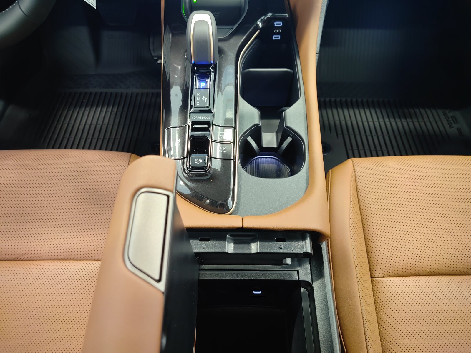 New 2026 Toyota Crown Signia w/ Advanced Technology Package AWD/4WD image 31