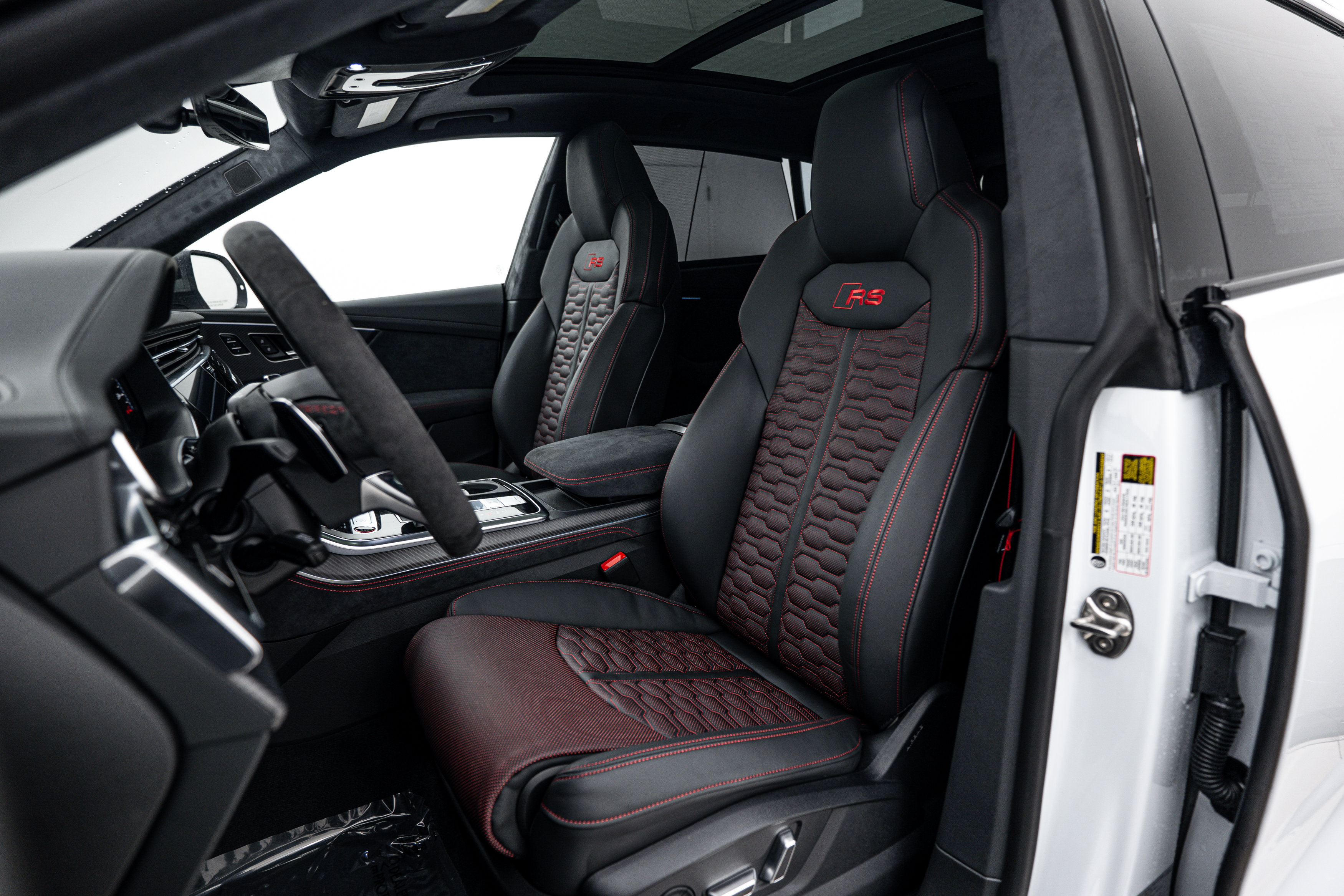 New 2026 Audi RS Q8 performance image 17