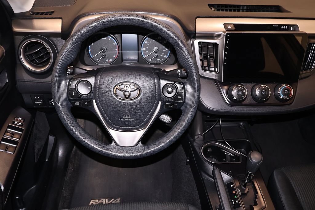 Used 2018 Toyota RAV4 LE w/ Carpet Mat Package AWD/4WD image 20