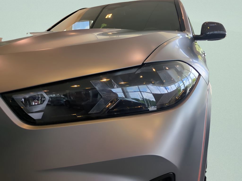 New 2026 BMW X5 xDrive40i w/ M Sport Package image 10