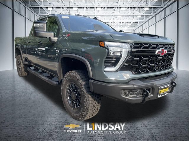 New 2026 Chevrolet Silverado 2500 ZR2 w/ ZR2 Bison Edition AWD/4WD image 2