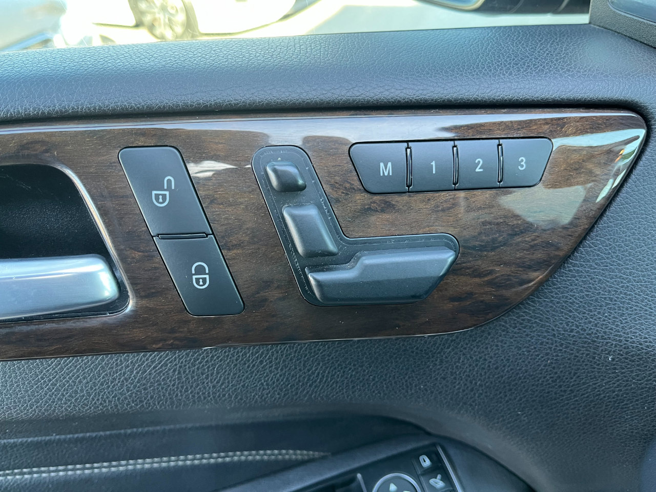 Used 2014 Mercedes-Benz ML 350 4MATIC image 21