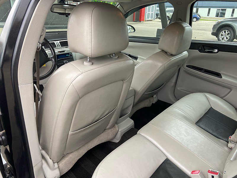 Used 2008 Chevrolet Impala LT FWD image 18