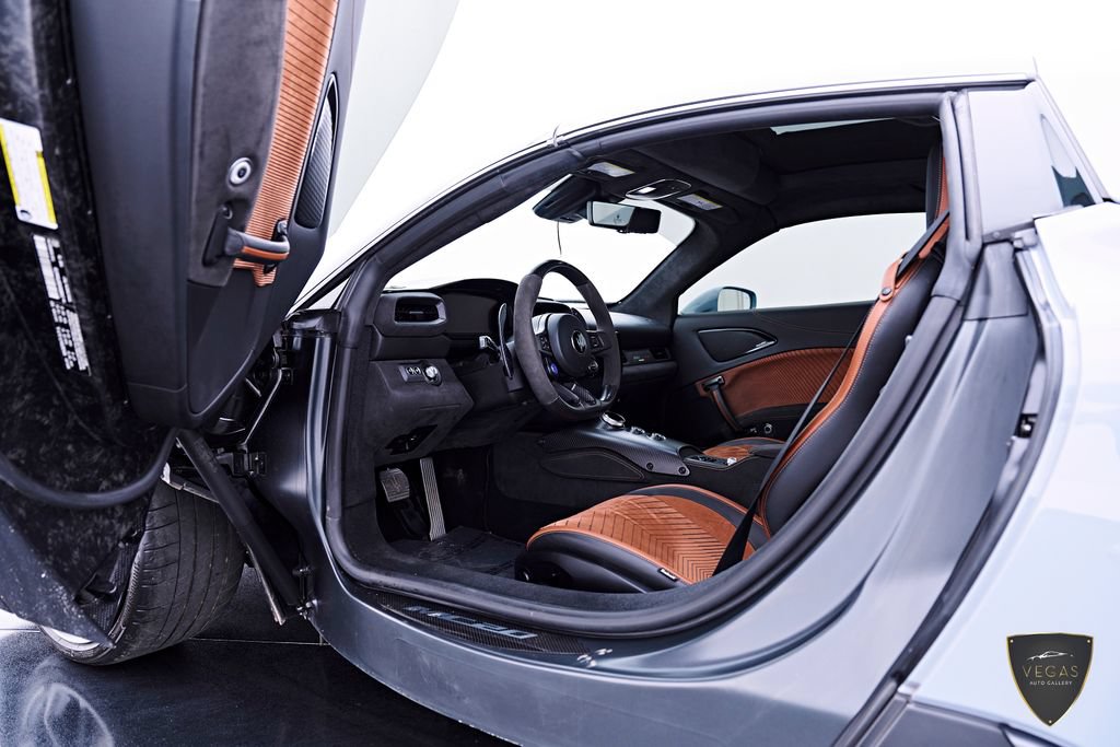 Used 2023 Maserati MC20 Spyder RWD image 35