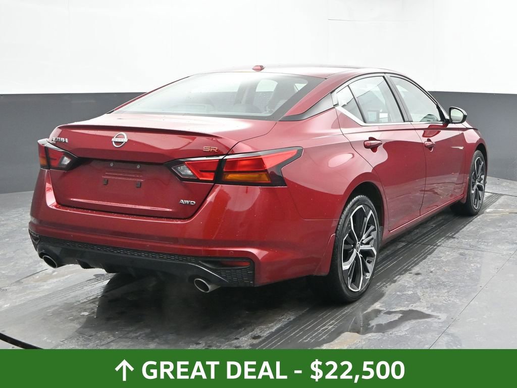 Used 2024 Nissan Altima 2.5 SR w/ SR Premium Package image 11
