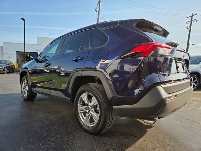 Used 2025 Toyota RAV4 XLE AWD/4WD image 5