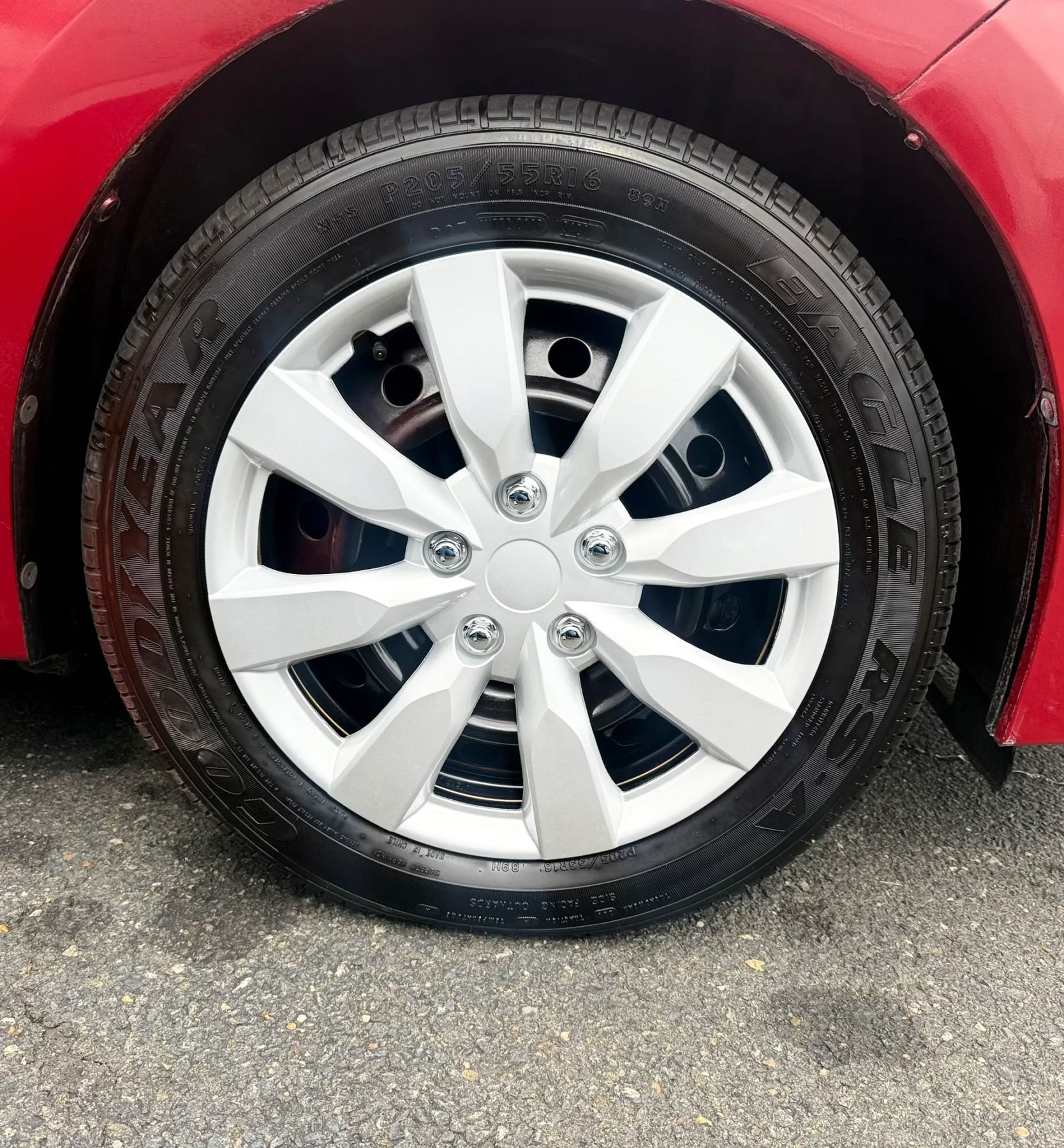 Used 2015 Toyota Corolla LE FWD image 42