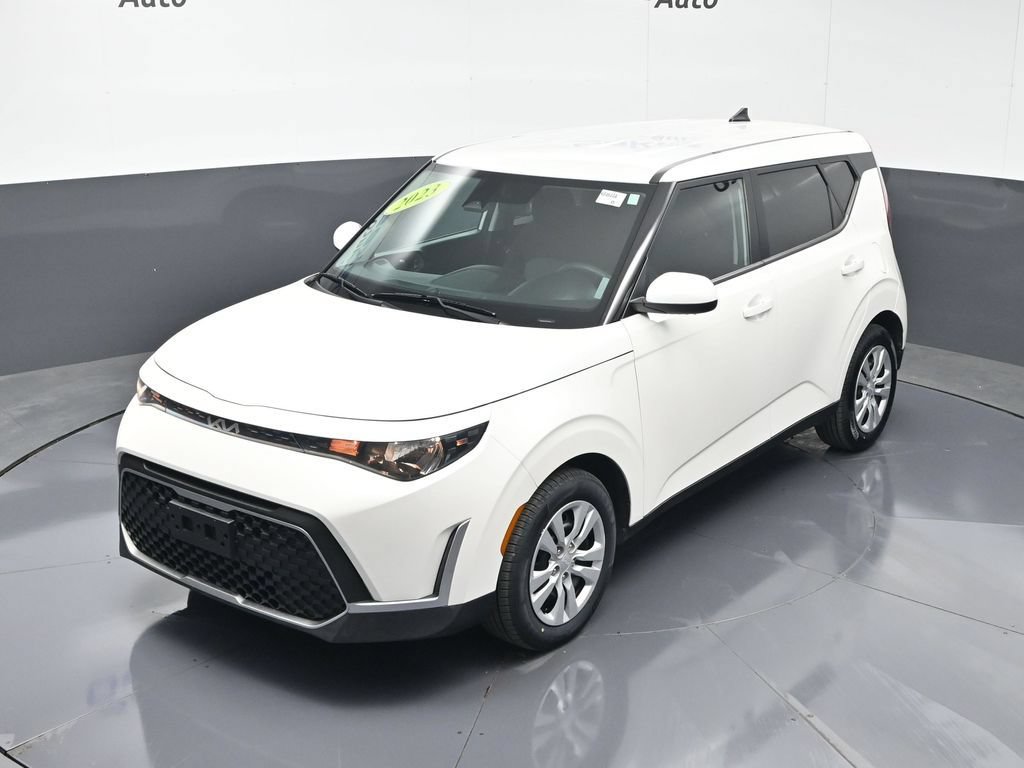 Used 2023 Kia Soul LX FWD image 43
