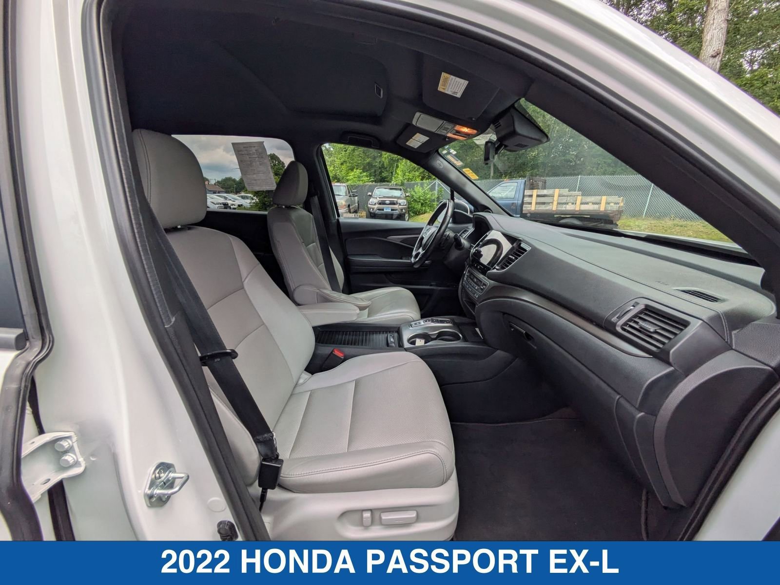 Used 2022 Honda Passport EX-L image 37