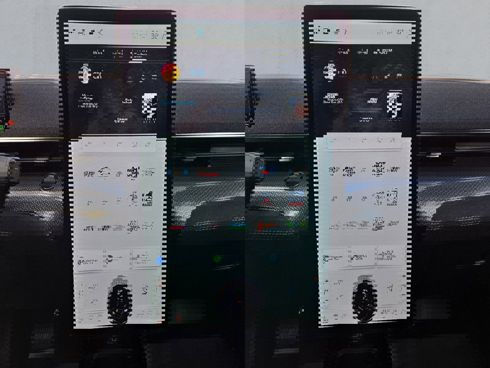 Certified 2025 Ford Mustang Mach-E GT image 17