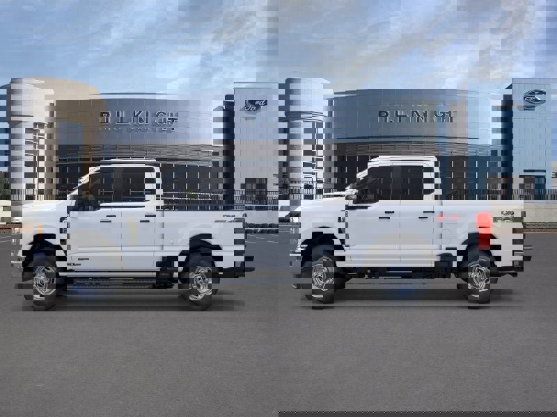 New 2025 Ford F250 XL w/ FX4 Off-Road Package image 4