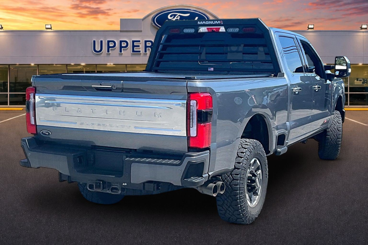 Used 2024 Ford F350 Platinum w/ Tremor Off-Road Package AWD/4WD image 11