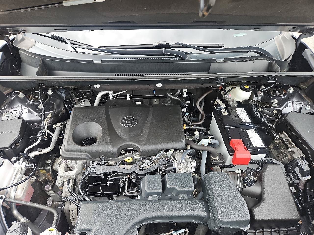 Used 2022 Toyota RAV4 XLE w/ Convenience Package AWD/4WD image 38