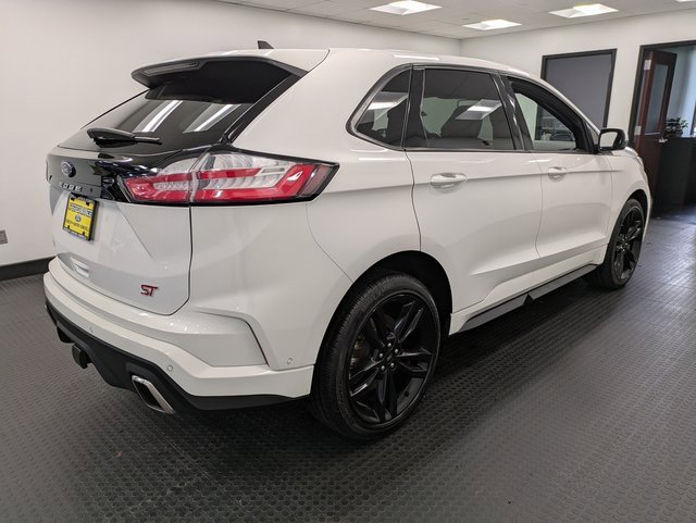 Used 2022 Ford Edge ST w/ Equipment Group 401A image 4