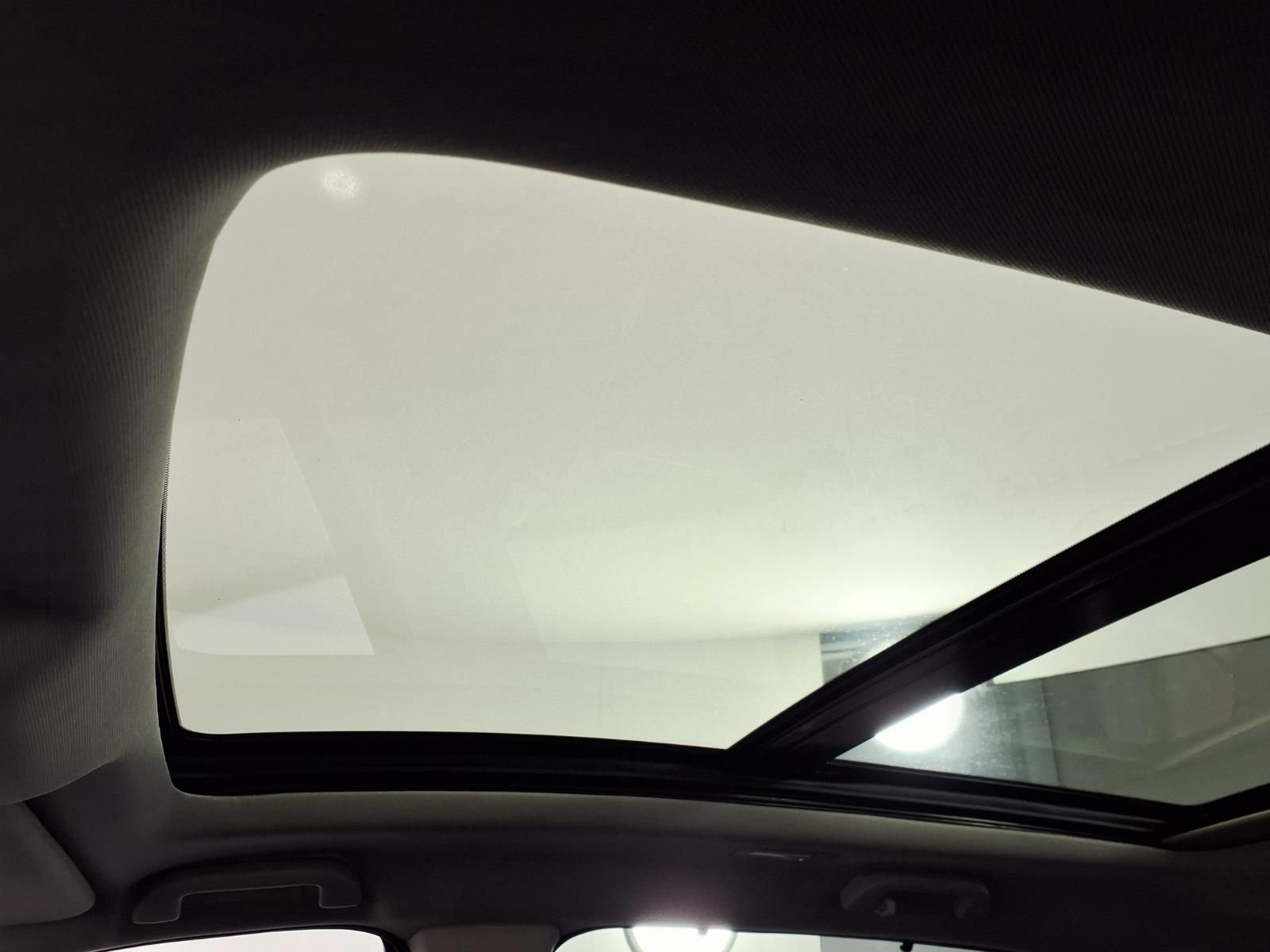 Used 2024 Acura MDX SH-AWD w/ Technology Package image 13