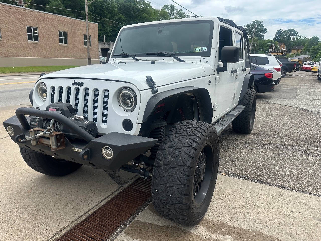 Used 2016 Jeep Wrangler Unlimited Sport w/ Quick Order Package 24S AWD/4WD image 4