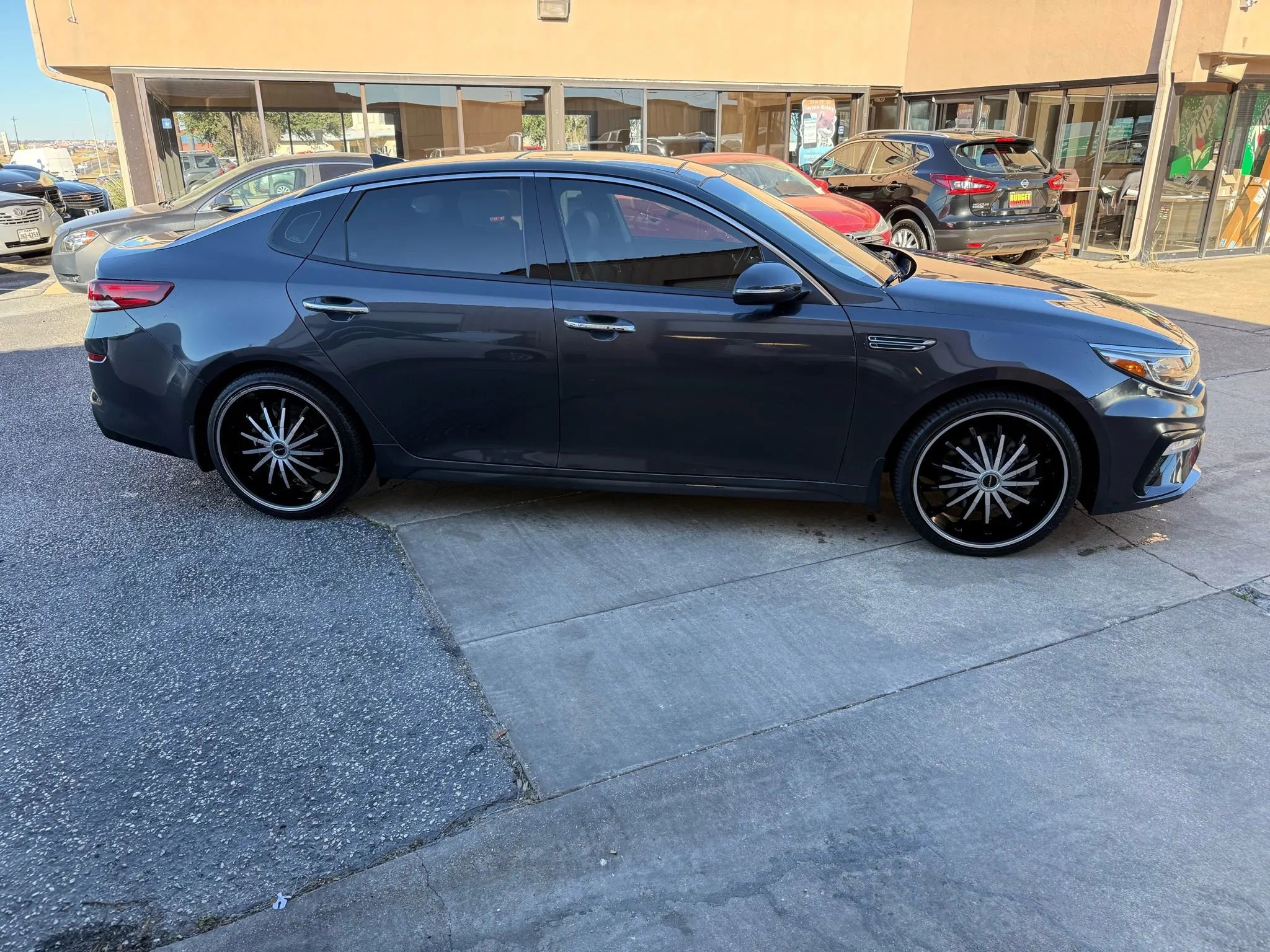 Used 2019 Kia Optima EX w/ EX Premium Package FWD image 4