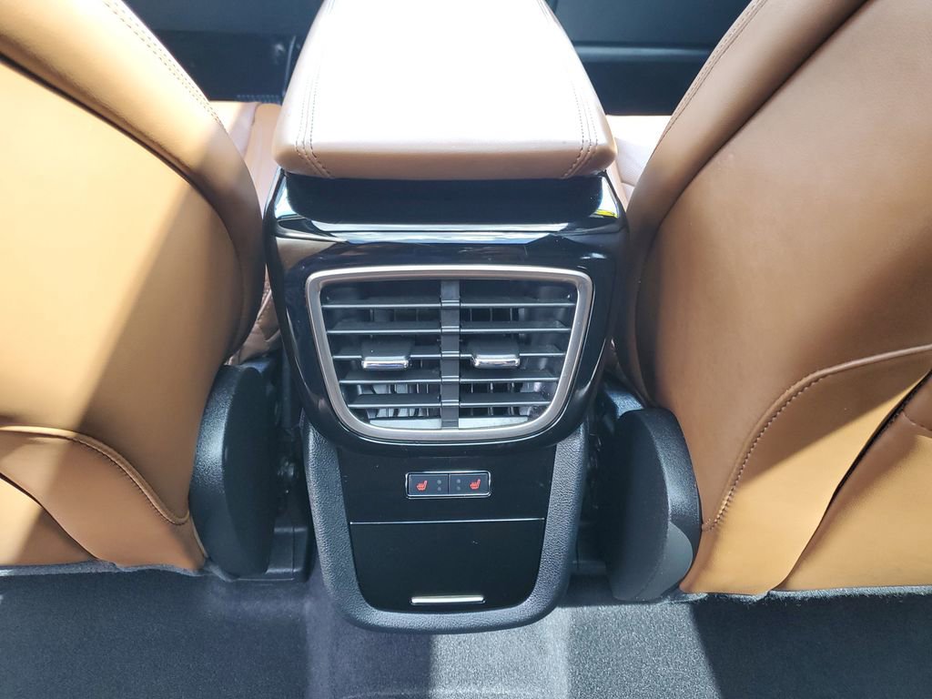 Used 2023 Lincoln Nautilus Reserve image 13