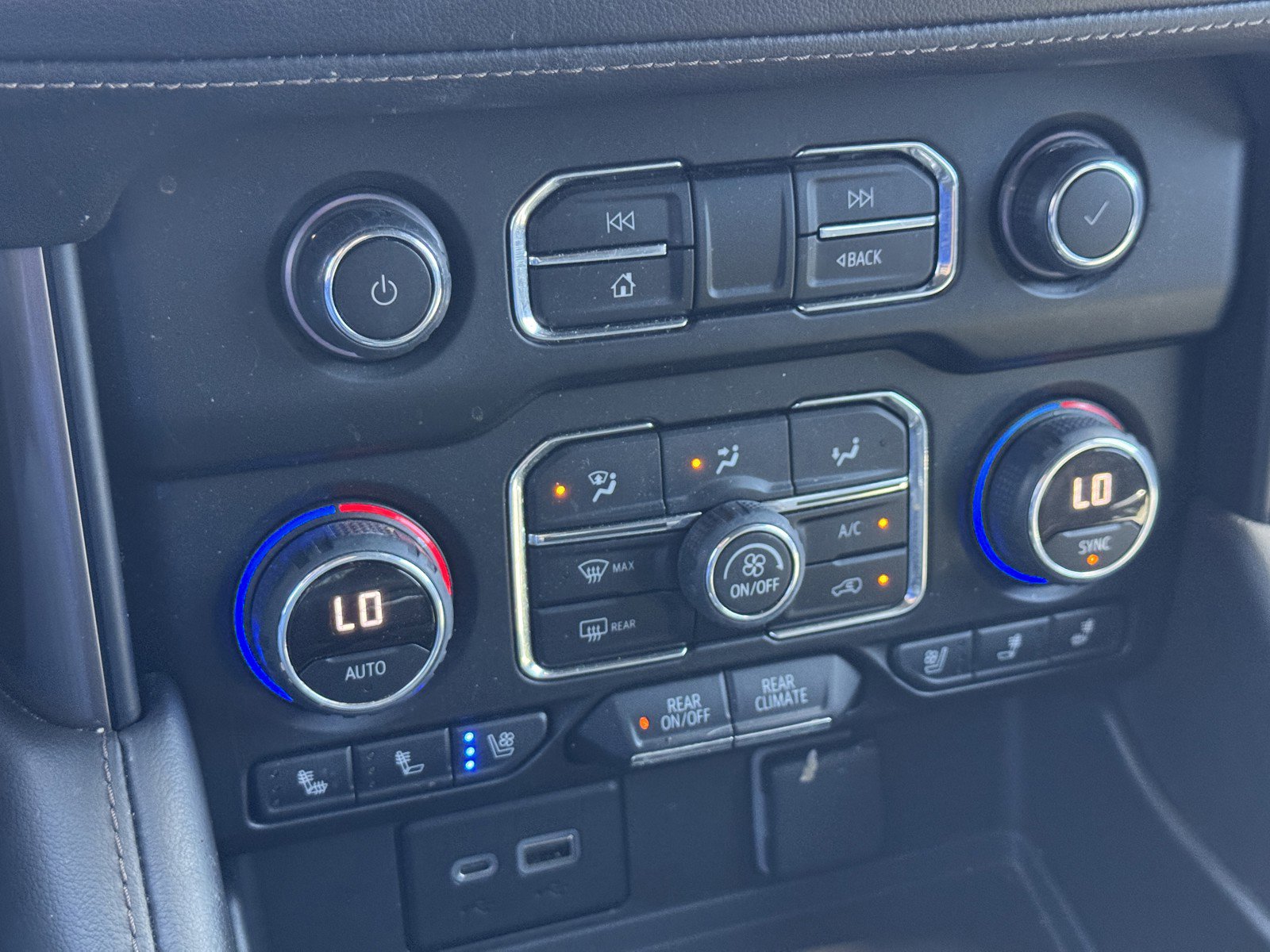 Used 2022 Chevrolet Tahoe High Country image 21