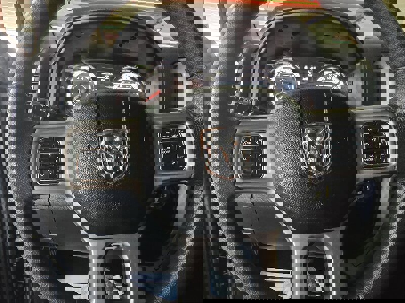 Used 2021 RAM 1500 Classic SLT image 20