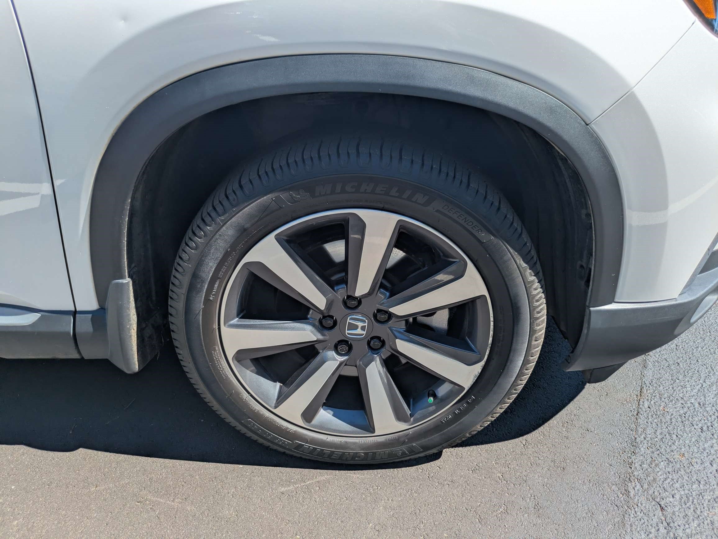 Certified 2023 Honda Pilot Touring image 15