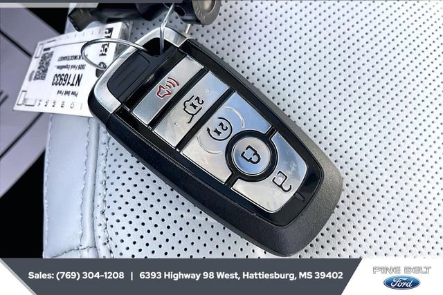 New 2026 Ford Expedition Max Platinum w/ Platinum Ultimate Package image 9