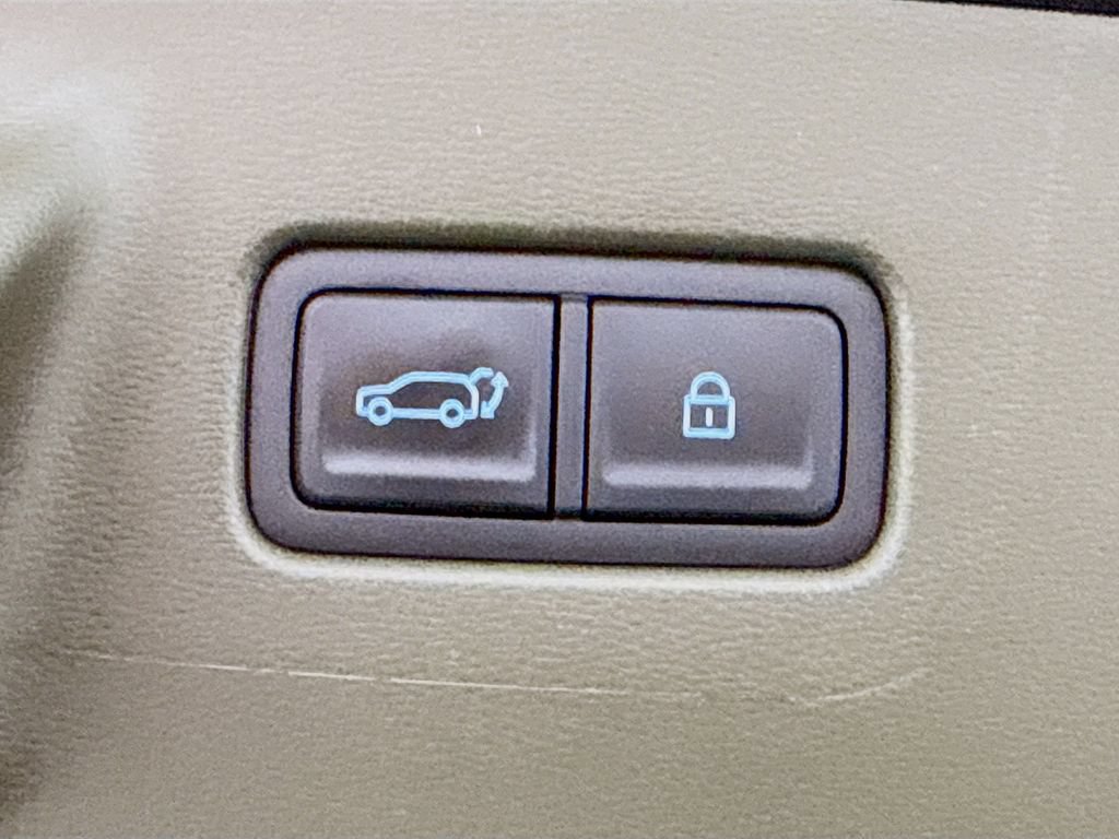 Certified 2025 Hyundai Santa Fe Calligraphy AWD/4WD image 32