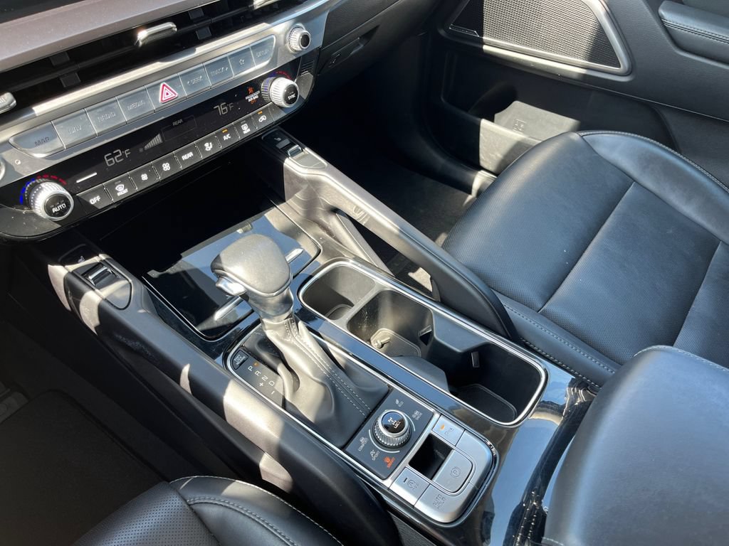 Used 2025 Kia Telluride S AWD/4WD image 16