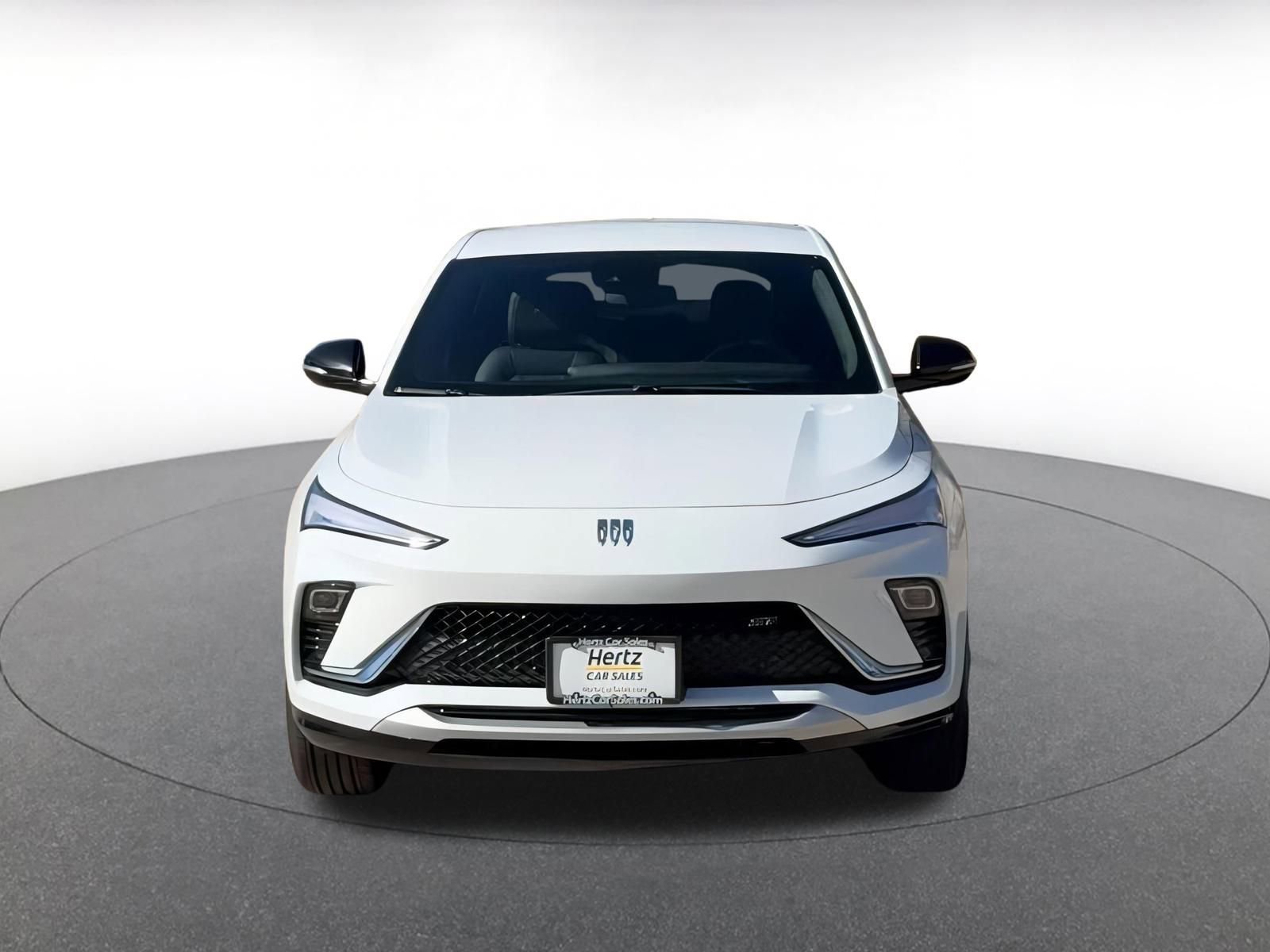 Used 2025 Buick Envista Sport Touring image 4