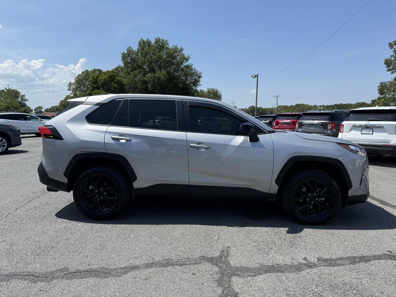 Used 2024 Toyota RAV4 LE FWD image 7