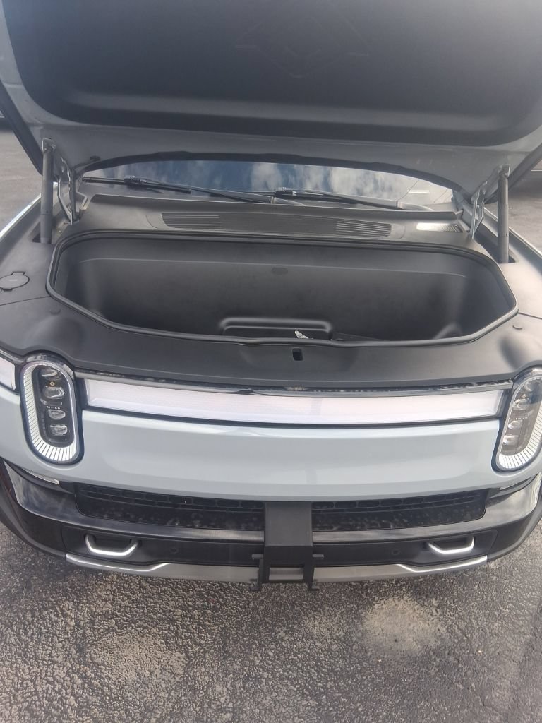 Used 2024 Rivian R1T Adventure Dual AWD/4WD image 13