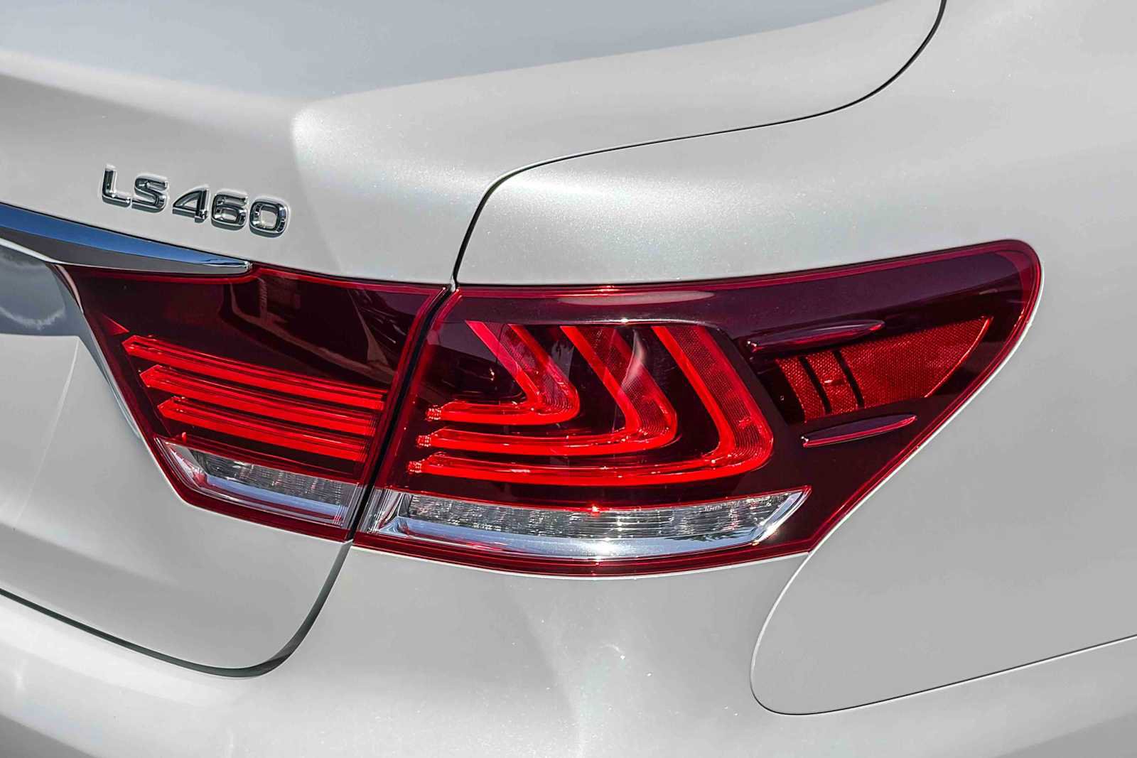 Used 2017 Lexus LS 460 w/ Comfort Package image 8
